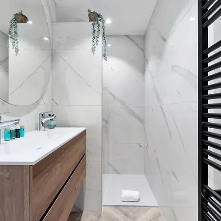 Michelle - Recent Gerenoveerd Stijlvol דירה *