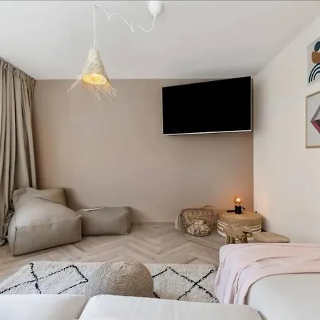 Michelle - Recent Gerenoveerd Stijlvol Ostenda